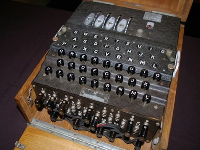 4 disc Enigma coding machine - the one which almost defeated Turing